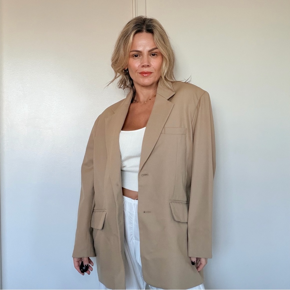 Almina Concept Oversized Double Button Blazer - Picture 4 of 16